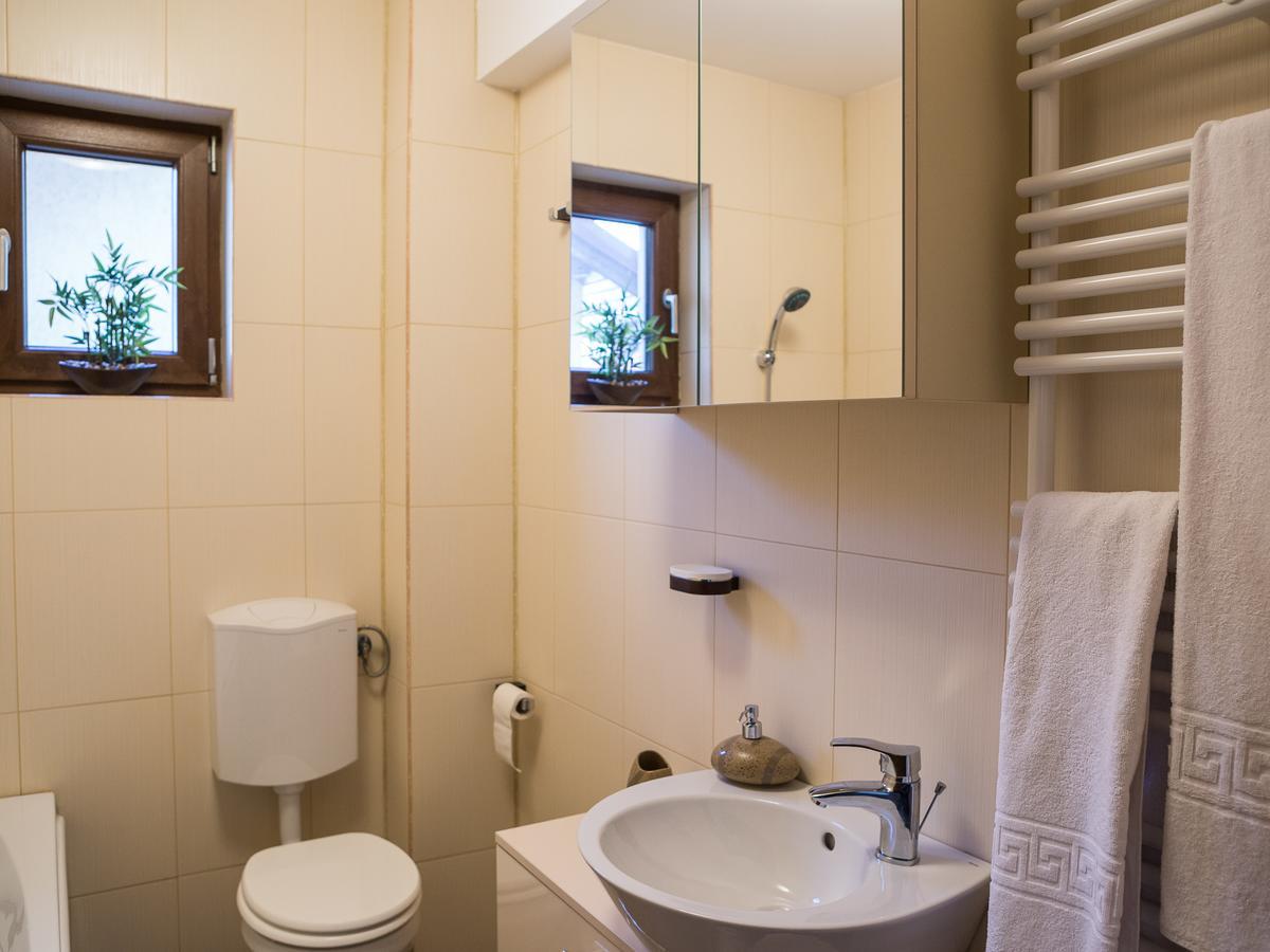 Casa Bella Apartments Bragadiru Екстериор снимка