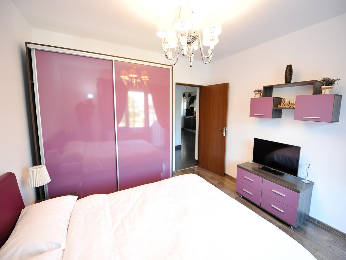 Casa Bella Apartments Bragadiru Екстериор снимка