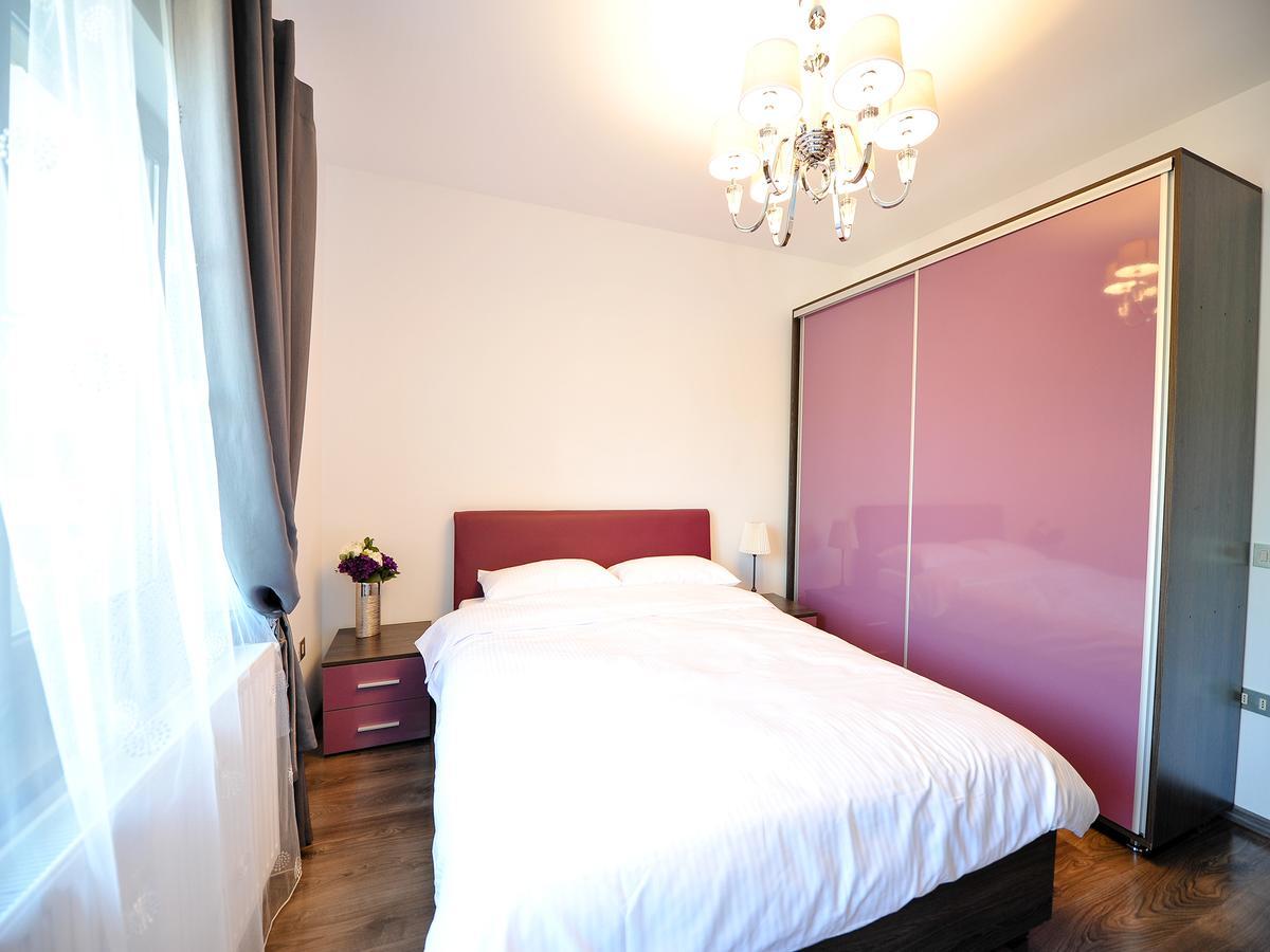 Casa Bella Apartments Bragadiru Екстериор снимка